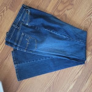🌻St John's Bay Jeans